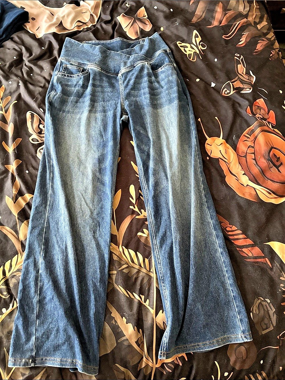 Halara Flex High Waisted Crossover Pocket Washed Casual Flare Jeans Flare Jeans